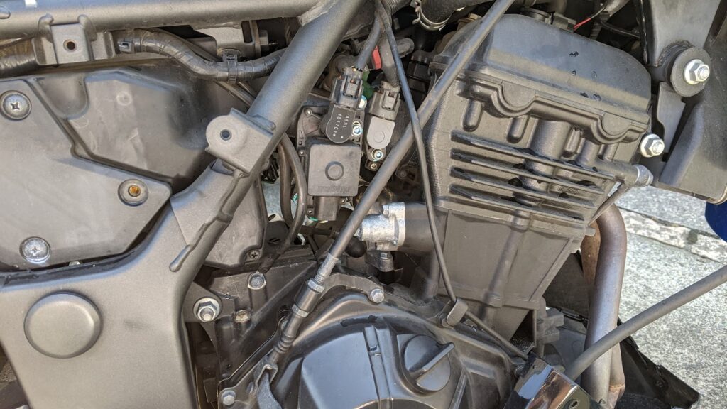 ninja250カムチェーンテンショナー